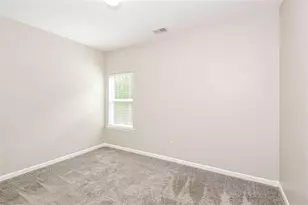 109 Cessna Dr, Canton, GA 30114 - Photo 9