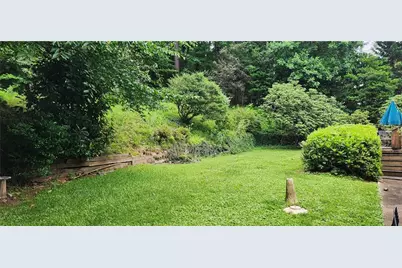 3793 Fox Glen Court NE, Atlanta, GA 30319 - Photo 3