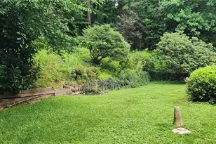 3793 Fox Glen Ct NE, Atlanta, GA 30319 - Photo 3