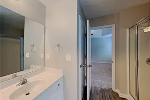 825 Roxfield Ct, Buford, GA 30518 - Photo 17