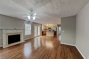 825 Roxfield Ct, Buford, GA 30518 - Photo 19
