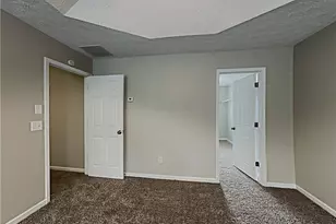 825 Roxfield Ct, Buford, GA 30518 - Photo 11