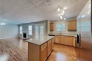 825 Roxfield Ct, Buford, GA 30518 - Photo 23