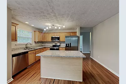 825 Roxfield Court, Buford, GA 30518 - Photo 9