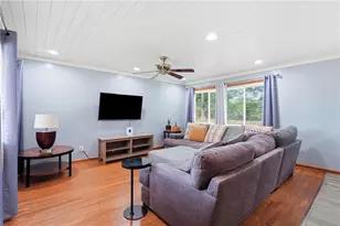 1808 Sandy Plains Rd, Marietta, GA 30066 - Photo 3