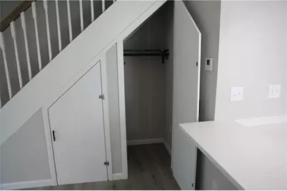 1321 Surrey Lane SW, Marietta, GA 30008 - Photo 17