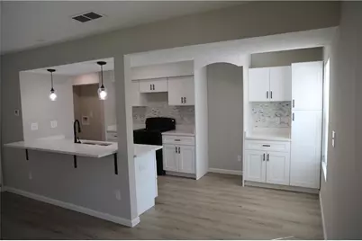 1321 Surrey Lane SW, Marietta, GA 30008 - Photo 3