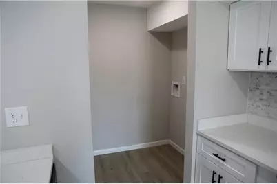 1321 Surrey Lane SW, Marietta, GA 30008 - Photo 5