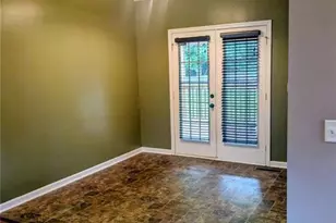 156 Diamond Ct, Carrollton, GA 30116 - Photo 5