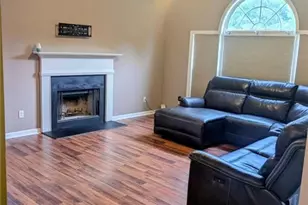 156 Diamond Ct, Carrollton, GA 30116 - Photo 3