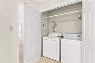 1041 Plantation Way NW, Kennesaw, GA 30144 - Photo 13