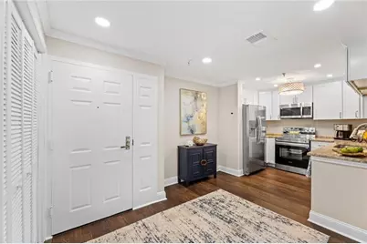 1800 Clairmont Lake #426, Decatur, GA 30033 - Photo 11