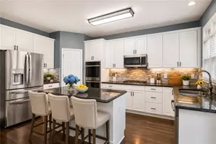 1010 River Mist Dr, Suwanee, GA 30024 - Photo 3
