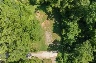 151 Peachtree St, Griffin, GA 30223 - Photo 1