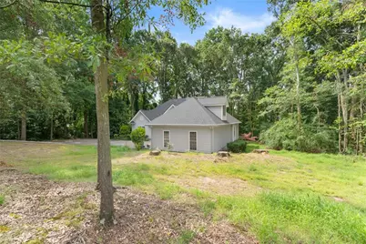 393 Brookwood Drive, Lavonia, GA 30553 - Photo 5