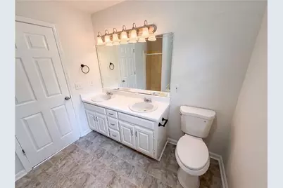 4615 Creek Bluff Drive, Buford, GA 30518 - Photo 13