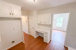 4615 Creek Bluff Dr, Buford, GA 30518 - Photo 7