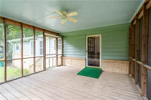 2685 Ashworth Lake Rd, Snellville, GA 30078 - Photo 5