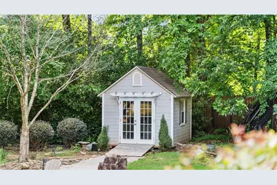 223 Cathy Ann Lane NW, Marietta, GA 30064 - Photo 11