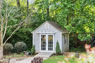 223 Cathy Ann Ln NW, Marietta, GA 30064 - Photo 11