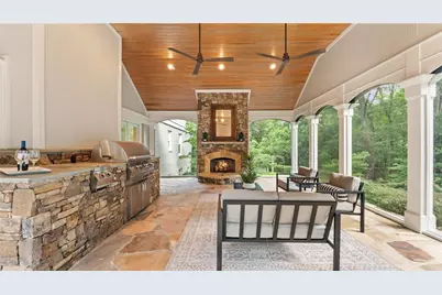 223 Cathy Ann Lane NW, Marietta, GA 30064 - Photo 17