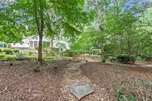 223 Cathy Ann Ln NW, Marietta, GA 30064 - Photo 9