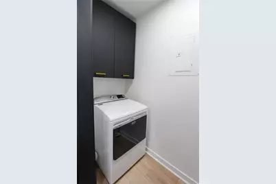 3324 Peachtree Road NE, Atlanta, GA 30326 - Photo 53