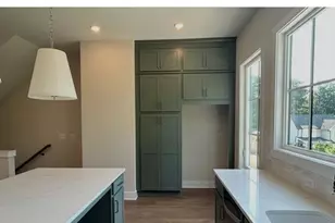 2680 Mackintosh Ct, Brookhaven, GA 30319 - Photo 7