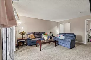 124 Rue Fontaine, Lithonia, GA 30038 - Photo 5