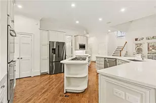 5950 Long Island Dr NW, Atlanta, GA 30328 - Photo 23