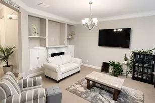 1325 Little Hampton Dr, Lawrenceville, GA 30045 - Photo 3