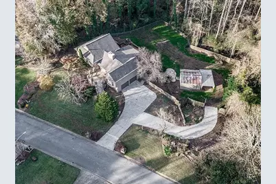 2189 Chartwell Dr Drive, Marietta, GA 30066 - Photo 3