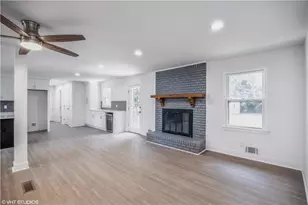 1944 Lashley Ct, Snellville, GA 30078 - Photo 3
