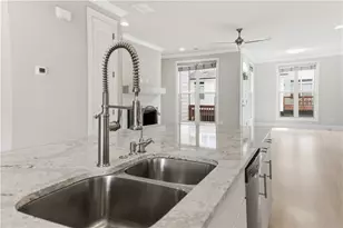 2217 Parkside Gln Vw, Duluth, GA 30097 - Photo 3