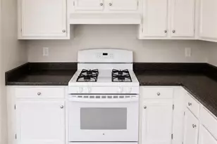 5571 Tunbridge Wells Rd, Lithonia, GA 30058 - Photo 5