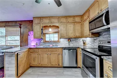 3900 Greystone Court W, Stone Mountain, GA 30083 - Photo 11