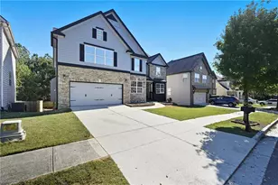 1328 Avington Glen Dr, Lawrenceville, GA 30045 - Photo 3