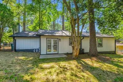 8438 N Pond Drive, Riverdale, GA 30274 - Photo 23