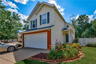 13226 Aventide Ln, Alpharetta, GA 30004 - Photo 1