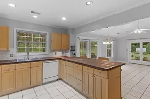 1331 Christian Circle, Conyers, GA 30013 - Photo 9