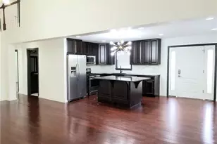 2091 Northside Dr NW, Atlanta, GA 30305 - Photo 9
