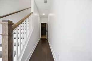 211 Bass St SW, Atlanta, GA 30315 - Photo 7