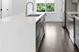 211 Bass St SW, Atlanta, GA 30315 - Photo 15