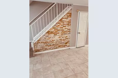 404 Prince Of Wales, Stone Mountain, GA 30083 - Photo 5