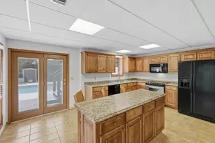 1052 Lakemont Dr, Gainesville, GA 30501 - Photo 55