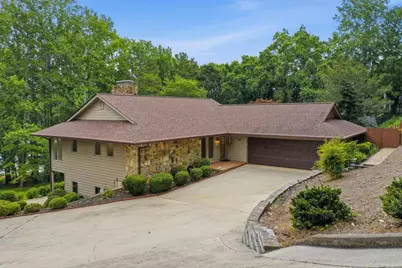1052 Lakemont Drive, Gainesville, GA 30501 - Photo 9