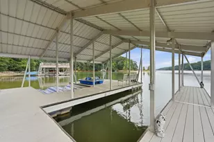 1052 Lakemont Dr, Gainesville, GA 30501 - Photo 3