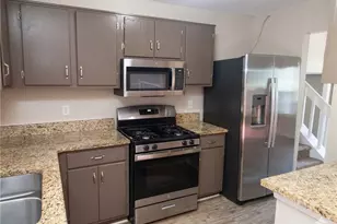 880 Highland Terrace NE, Marietta, GA 30066 - Photo 11