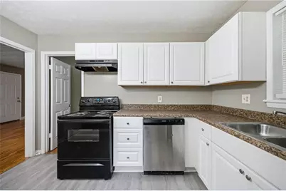 997 Pineglen Drive, Forest Park, GA 30297 - Photo 7