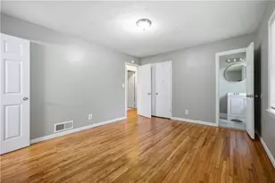997 Pineglen Dr, Forest Park, GA 30297 - Photo 17